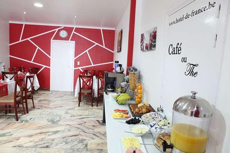 Hotel De France Saint-Gilles Room photo