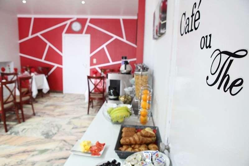 Hotel De France Saint-Gilles Restaurant photo