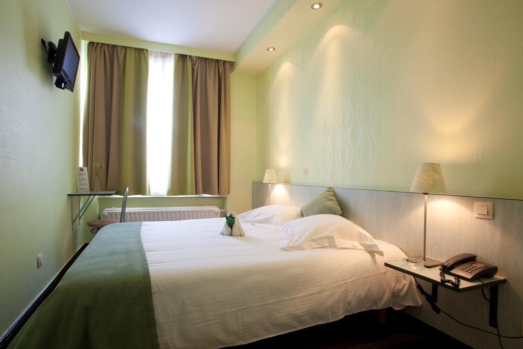 Hotel De France Saint-Gilles Exterior photo